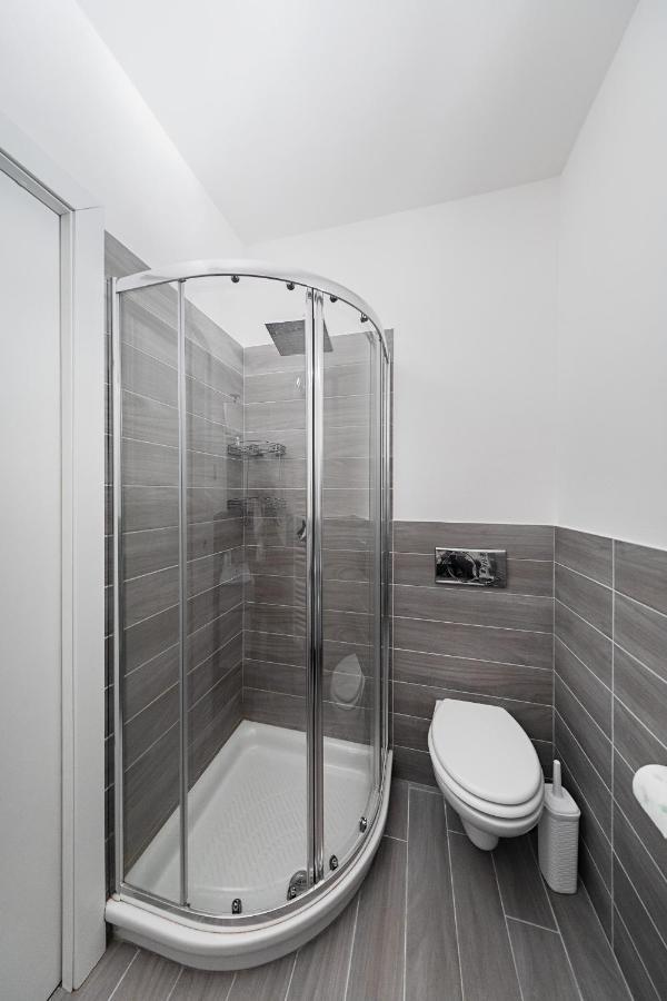 Appartamento Mazzini P1-25 By Wonderful Italy Sirmione Exteriér fotografie